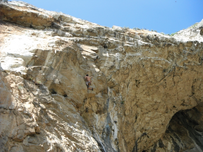 Сектор «Козья Пещера» открыт для скалолазания в Демир Капия. (Скалолазание, rock for everybody, klenov, macedonia, demir kapija, climbing, festival, new routes, rock land camp)
