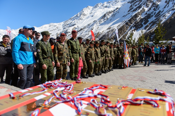 Торжественное открытие 8-го ежегодного международного Фестиваля экстремальных видов спорта Red Fox Elbrus Race 2016 состоялось! (Альпинизм, скайраннинг, вертикальный км, скоростное восхождение, эльбрус, ски-тур, забег на снегоступах, red fox challenge, Vertical Kilometer®, SkyMarathon® - Mt Elbrus)