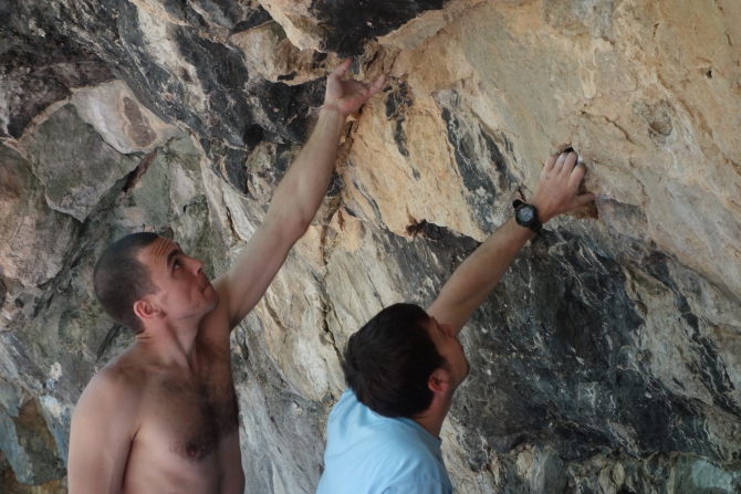 Боулдеринг в апрельском Крыму: Уч-Кош, Батилиман и немного Ангарки (Скалолазание, куш-кая, ласпи, Ангарка)