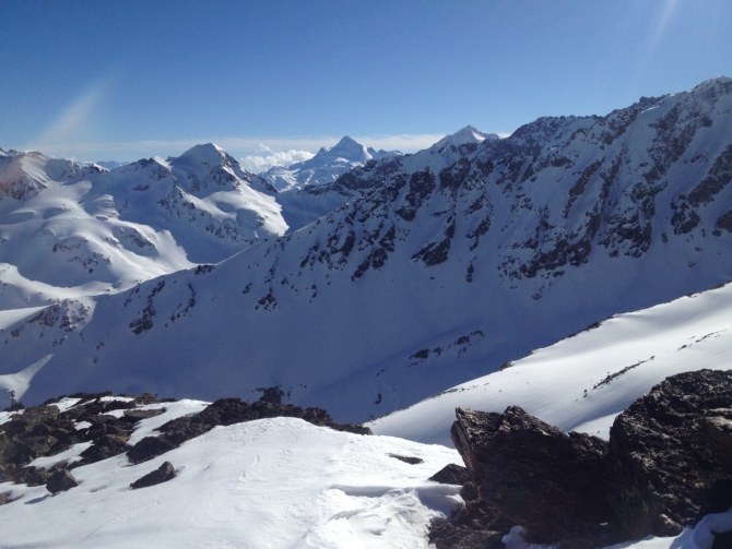 Скитур и фрирайд Приэльбрусье - Безенги. Часть 1 "Приэльбрусье 10 лет спустя" (Ски-тур)