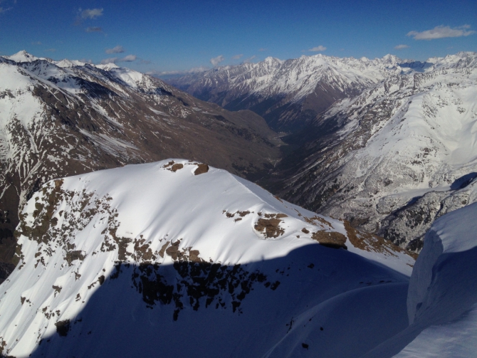 Скитур и фрирайд Приэльбрусье - Безенги. Часть 1 "Приэльбрусье 10 лет спустя" (Ски-тур)