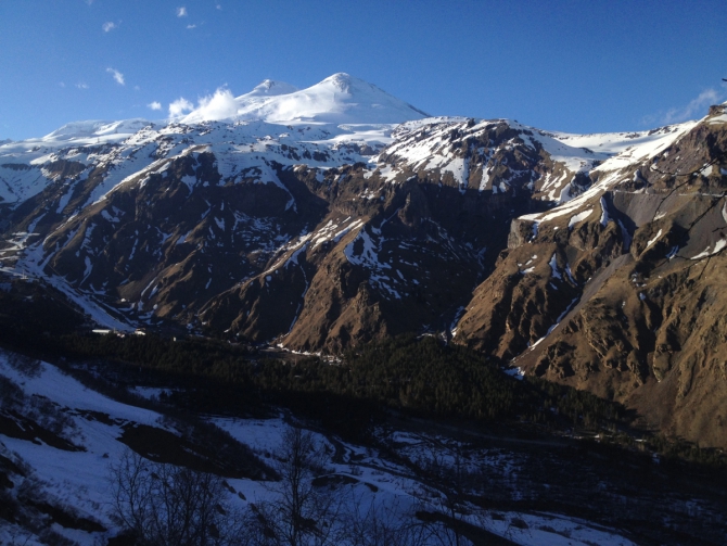 Скитур и фрирайд Приэльбрусье - Безенги. Часть 1 "Приэльбрусье 10 лет спустя" (Ски-тур)