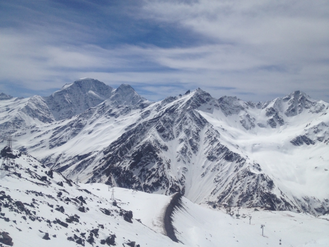 Скитур и фрирайд Приэльбрусье - Безенги. Часть 1 "Приэльбрусье 10 лет спустя" (Ски-тур)