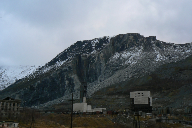 B.A.S.E. & Роуп взгляд на Хибины: результаты ознакомительного выезда. (BASE, 23 км, поиск, откол, бэйс, приключение, кировск, часначорр, экзит)