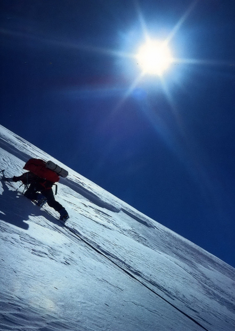 Неприступная Джомолунгма. Меррей Сейл. Серия "Листая пожелтевшие страницы" (Альпинизм, эверест, непал, гималаи, диренфурт, юго-западная стена эвереста)