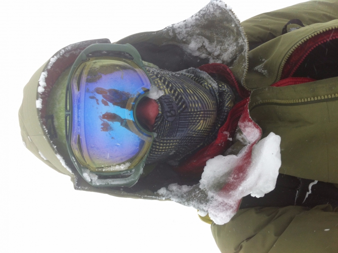 В такую погоду на Эльбрус ходить нельзя или "Вызывай вертолёт!" (Альпинизм, РТС трэвел, гид по приключениям, горный гид, гид, восхождение, Эльбрус 2016, май, кавказ, непогода в горах)