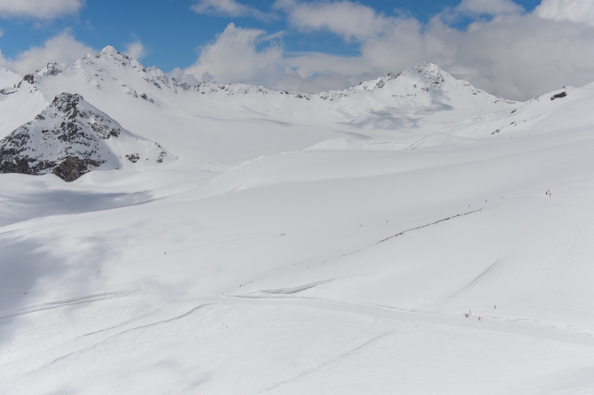Red Fox Elbrus Race. Солнце, фан, снегоступы, друзья. Репортаж Ирины Морозовой (Снегоступинг, скайраннинг, вертикальный км, скоростное восхождение, эльбрус, ски-тур, забег на снегоступах, red fox challenge, Vertical Kilometer®, SkyMarathon® - Mt Elbrus)