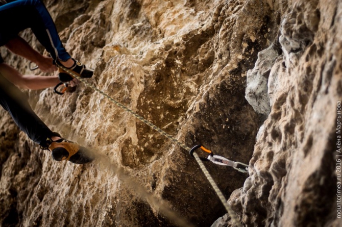 И вновь новенькие оттяжки PETZL в Бахчисарае! (Скалолазание, M&m's, бахчисарай)