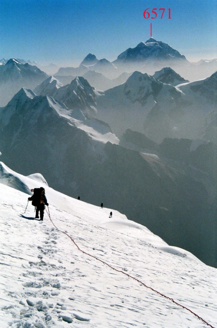Пик Визбора, 5960, Китайский Тянь-Шань. (Туризм)