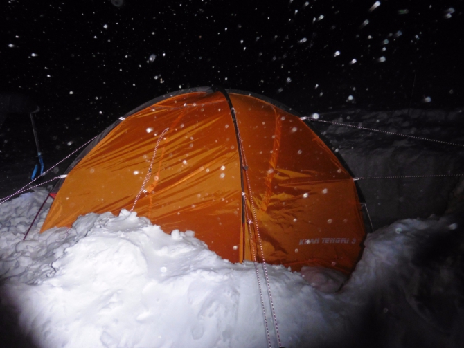 Эльбрусское испытание палатки NOVA TOUR Хан-Тенгри 3 (Альпинизм, палатка, отзыв)