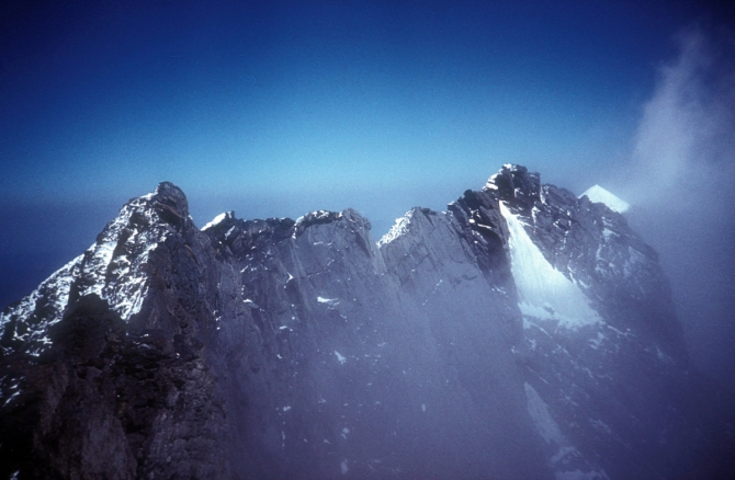 Нестандартные перевалы - первые траверсы. (Туризм)