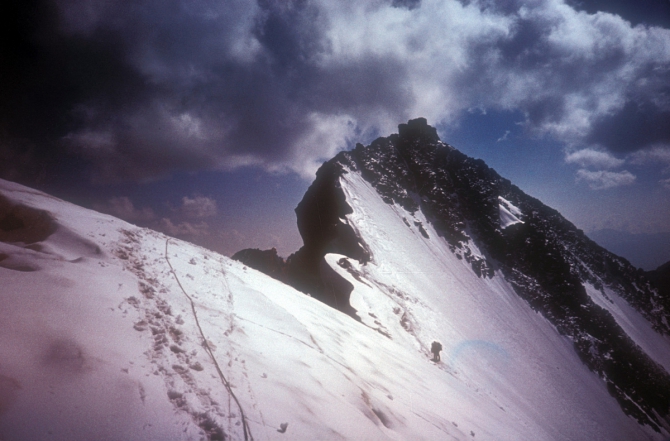 Нестандартные перевалы - первые траверсы. (Туризм)