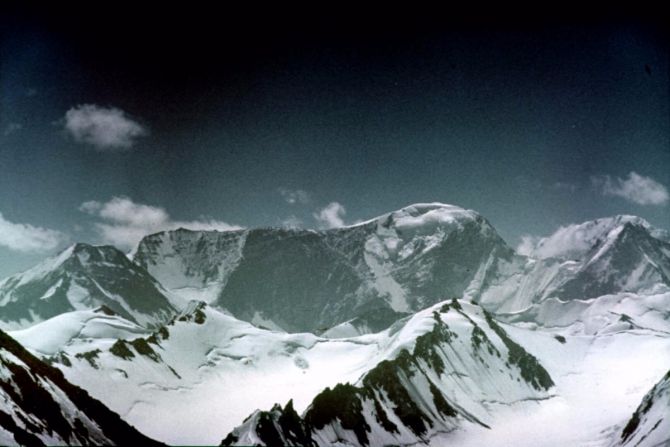 Нестандартные перевалы - первые траверсы. (Туризм)