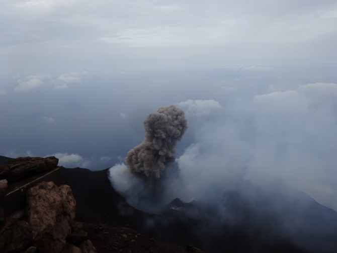 Восхождение на вулкан Стромболи. (Туризм)