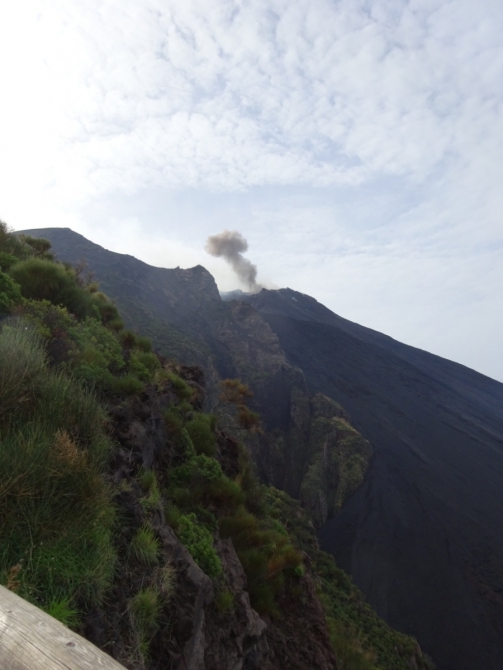 Восхождение на вулкан Стромболи. (Туризм)