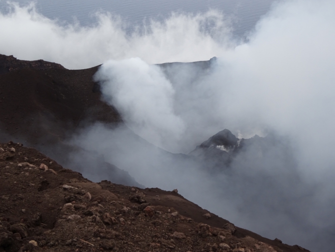 Восхождение на вулкан Стромболи. (Туризм)