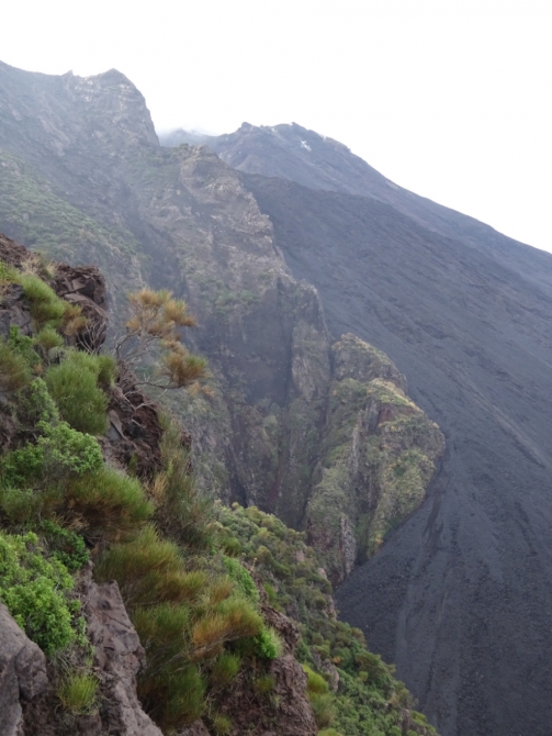 Восхождение на вулкан Стромболи. (Туризм)