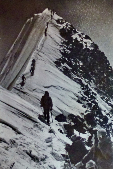 ИГОРЬ АЛЕКСАНДРОВИЧ БРИТАРОВ - ПИОНЕР ВЫСОТНОГО ГОРНОГО ТУРИЗМА (Горный туризм, высотный горный туризм, Памир.)