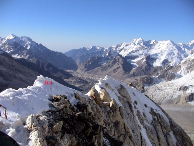 Пик Военных Топографов, 6873 м. (Туризм)