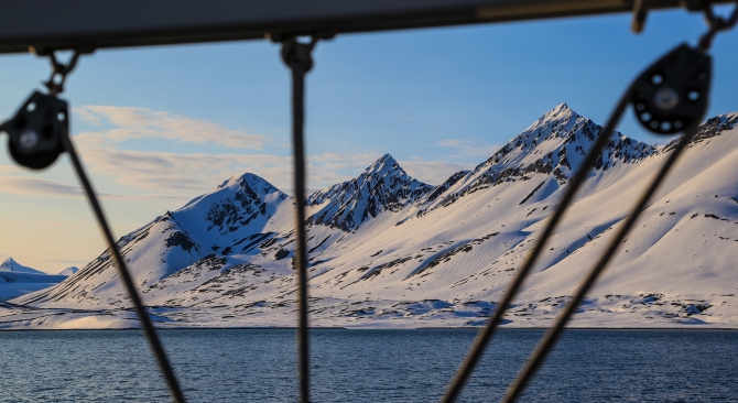 Backcountry на границе человеческого обитания. Часть 2 (фоторепортаж). (Бэккантри/Фрирайд, Щпицберген, ski-tour, freeride, север, арктика, мечта, Северный Ледовитый океан, Longyearbyen)