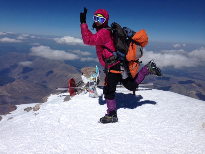 Восхождение на Эльбрус. С Южной стороны. Кратко и по делу. (Альпинизм)