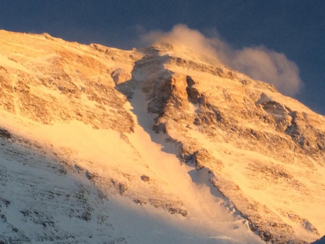 Не пропустите ! «Золотой дубль Эвереста». Два вечера Клуба 7 Вершин подряд. 23 июня - в Москве. 24 июня - в Санкт-Петербурге (Альпинизм)