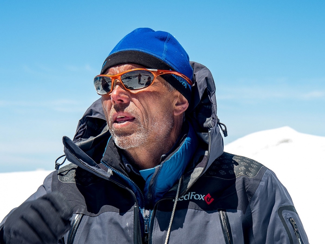 Сегодня, 3 июля, стартовала экспедиция проекта «Высота» на семитысячники бывшего СССР (Альпинизм, проект высота, яковенко, пятницин, фар, пик ленина, пик коммунизма, пик корженевской, пик победы, пик хан-тенгри)