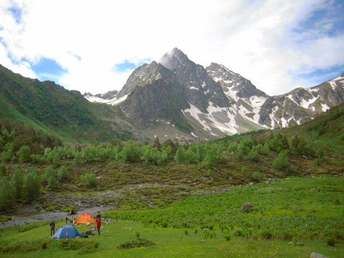 Поход по Архызу. Творческий отчёт. (Горный туризм)
