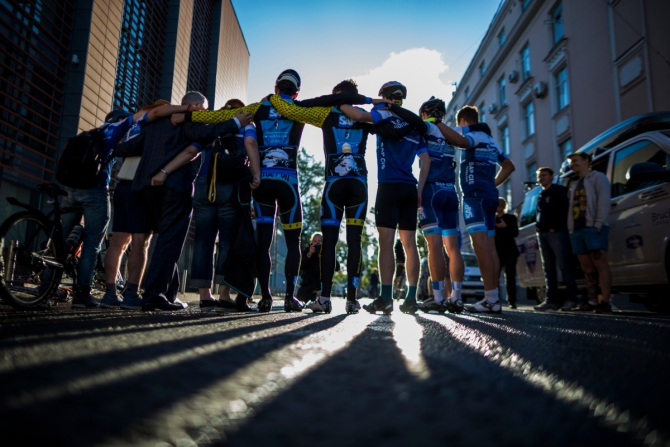 На велосипедах через всю Россию! (red bull, ультра-марафон, сибирь, шоссейная велогонка, Red Bull Trans-Siberian Extreme)