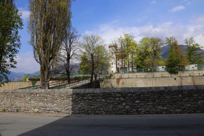 Шесть замков Аосты за один день! (Вело, валле д'аоста, долина аосты, замки, путешествия, вело, маунтинбайк, горы, италия, культпрограмма, архитектура)