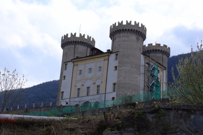 Шесть замков Аосты за один день! (Вело, валле д'аоста, долина аосты, замки, путешествия, вело, маунтинбайк, горы, италия, культпрограмма, архитектура)
