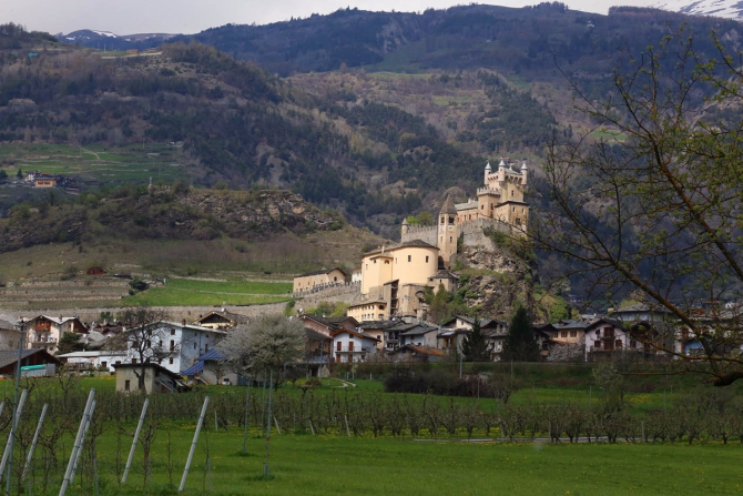Шесть замков Аосты за один день! (Вело, валле д'аоста, долина аосты, замки, путешествия, вело, маунтинбайк, горы, италия, культпрограмма, архитектура)