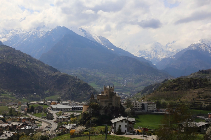 Шесть замков Аосты за один день! (Вело, валле д'аоста, долина аосты, замки, путешествия, вело, маунтинбайк, горы, италия, культпрограмма, архитектура)