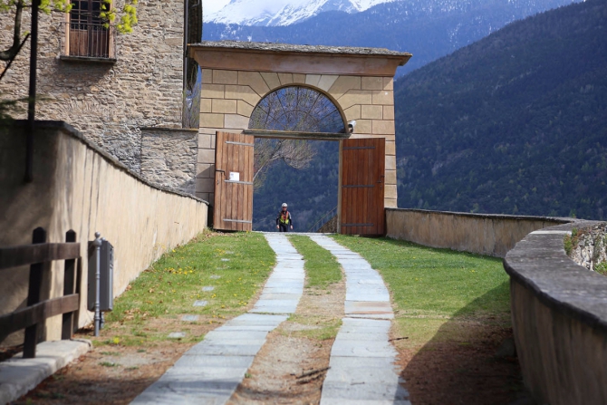 Шесть замков Аосты за один день! (Вело, валле д'аоста, долина аосты, замки, путешествия, вело, маунтинбайк, горы, италия, культпрограмма, архитектура)