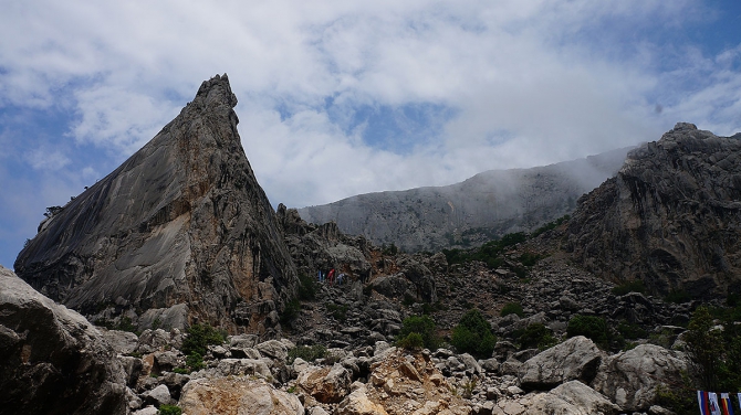 Завершилось Первенство России по альпинизму в скальном классе - первый опыт юношеских соревнований в этой дисциплине.