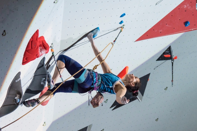 Интервью: Динара Фахритдинова (Скалолазание)