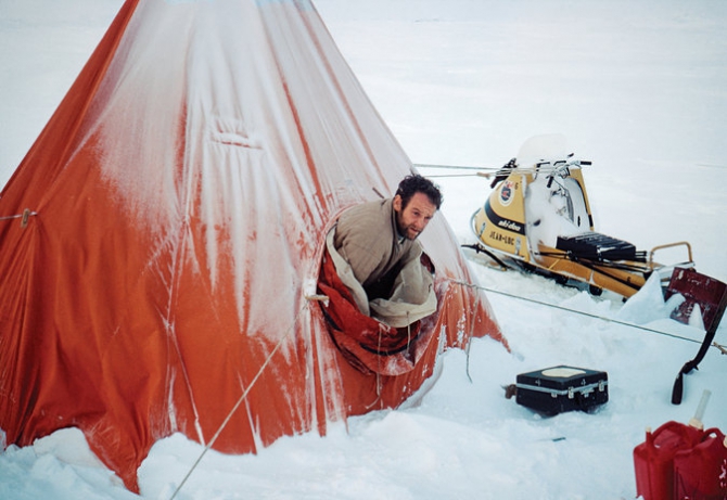 Страховой агент и врач заходят в бар..... и оказываются на Северном полюсе (Путешествия, nytimew, северный полюс, ральф плейстед, арктика, экспедиции)