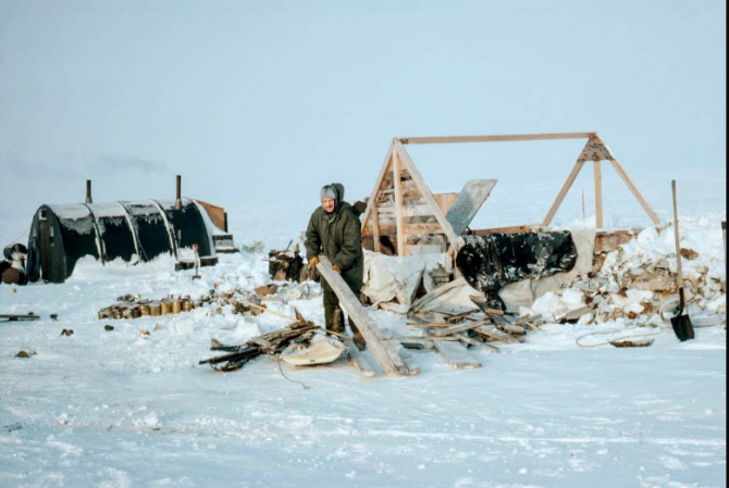 Страховой агент и врач заходят в бар..... и оказываются на Северном полюсе (Путешествия, nytimew, северный полюс, ральф плейстед, арктика, экспедиции)