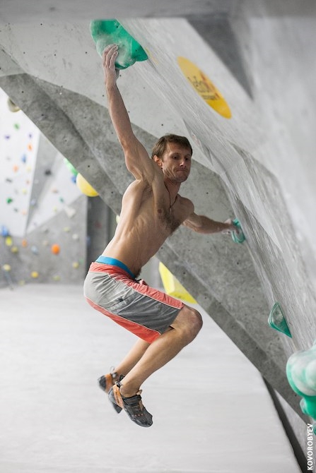 Чем скалолазание лучше альпинизма? Подборка мужских фотографий с Белых ночей (скалолазаание, боулдеринг, скалодром, игелс, igels, петербург)