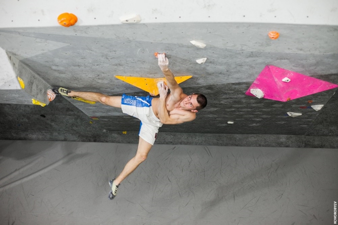 Чем скалолазание лучше альпинизма? Подборка мужских фотографий с Белых ночей (скалолазаание, боулдеринг, скалодром, игелс, igels, петербург)