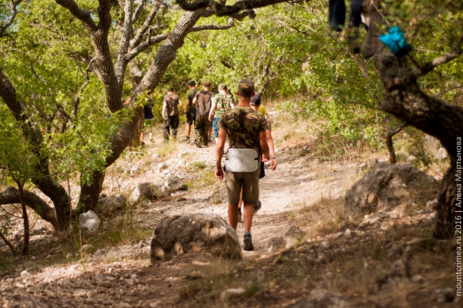 Как московские школьники на Куш-Кая боялись, но карабкались наверх (Скалолазание, кушкая, ильяская, крым, крымскиегоры, крымскийгорныйклуб, дети, скалолазание, слэклайн, трекинг, лагерь)