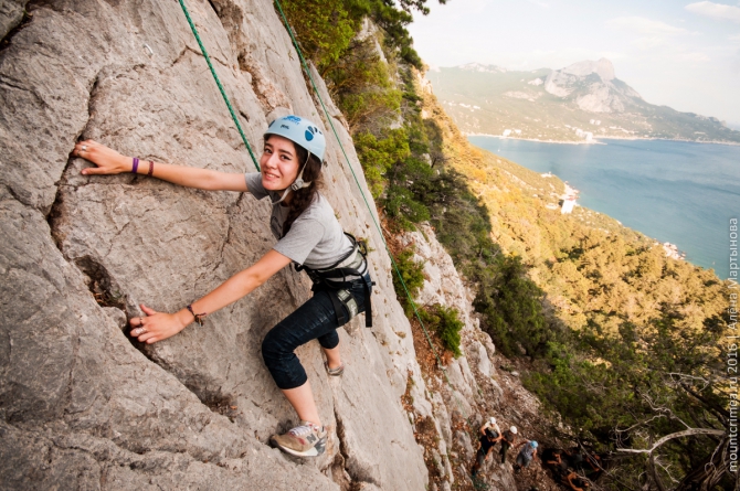 Как московские школьники на Куш-Кая боялись, но карабкались наверх (Скалолазание, кушкая, ильяская, крым, крымскиегоры, крымскийгорныйклуб, дети, скалолазание, слэклайн, трекинг, лагерь)