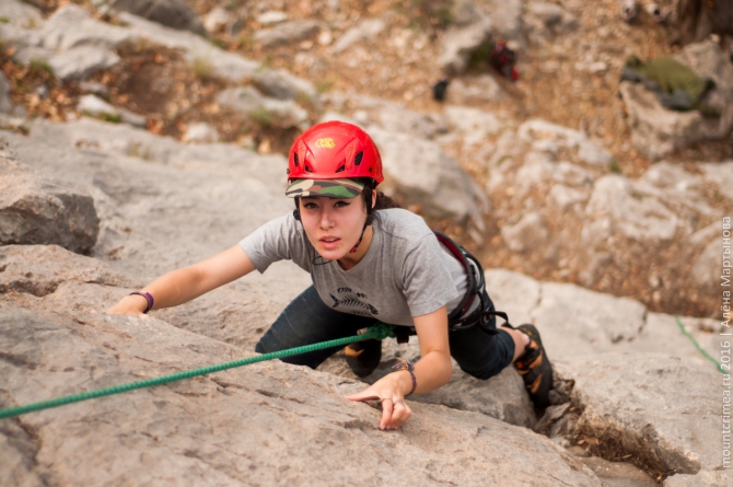 Как московские школьники на Куш-Кая боялись, но карабкались наверх (Скалолазание, кушкая, ильяская, крым, крымскиегоры, крымскийгорныйклуб, дети, скалолазание, слэклайн, трекинг, лагерь)