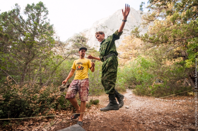 Как московские школьники на Куш-Кая боялись, но карабкались наверх (Скалолазание, кушкая, ильяская, крым, крымскиегоры, крымскийгорныйклуб, дети, скалолазание, слэклайн, трекинг, лагерь)