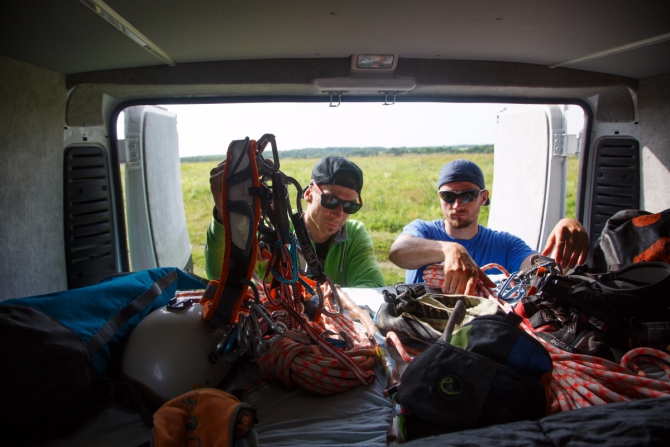 Risk Weekend. Стас Поплавский и Артём Трифонов на Ворголе (Скалолазание, скалолазание, скалы, Воргольские скалы, школа риска, интервью, артем трифонов)