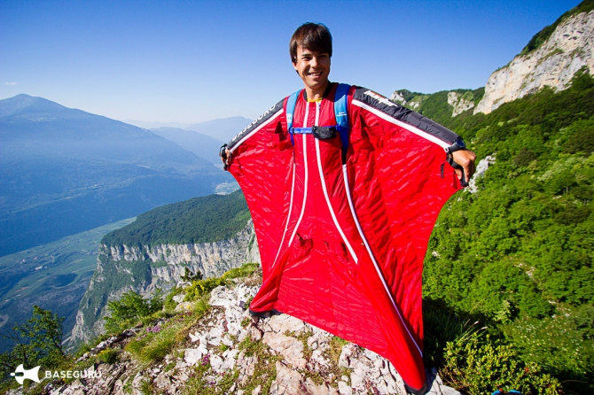 Фристайл – новое направление полетов в вингсьюте в горах (BASE, Вингсют, wingsuit, base, basegumping, бейсджампинг)