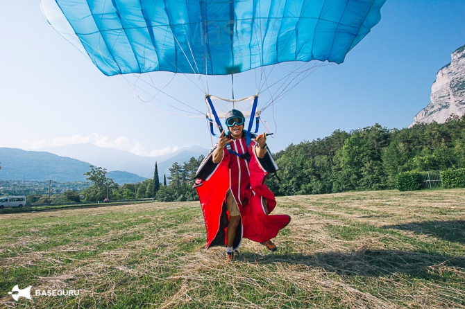 Фристайл – новое направление полетов в вингсьюте в горах (BASE, Вингсют, wingsuit, base, basegumping, бейсджампинг)