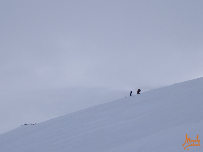 Эльбрус - вверх и вниз на лыжах (Альпинизм, эльбтус, скитур, трек, веденин)