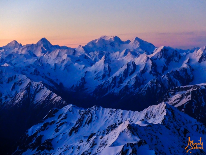 Эльбрус - вверх и вниз на лыжах (Альпинизм, эльбтус, скитур, трек, веденин)