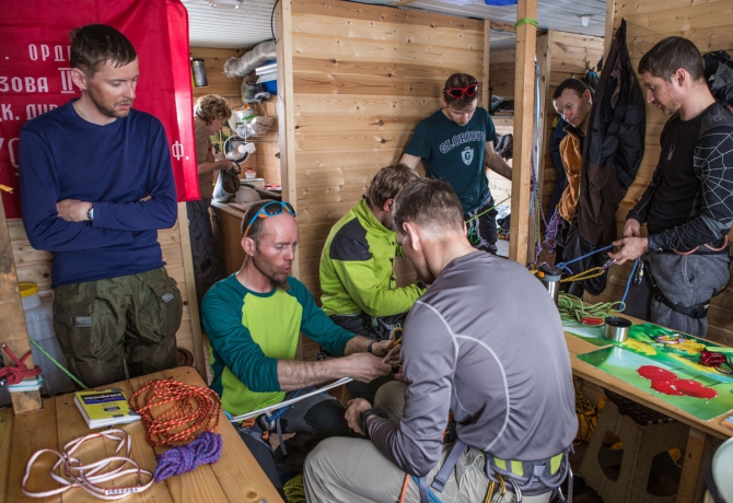 Лица Риска: Алекс Кузмицкий (Бэккантри/Фрирайд, горы, крым, фотосессия, интервью, риск.ру)